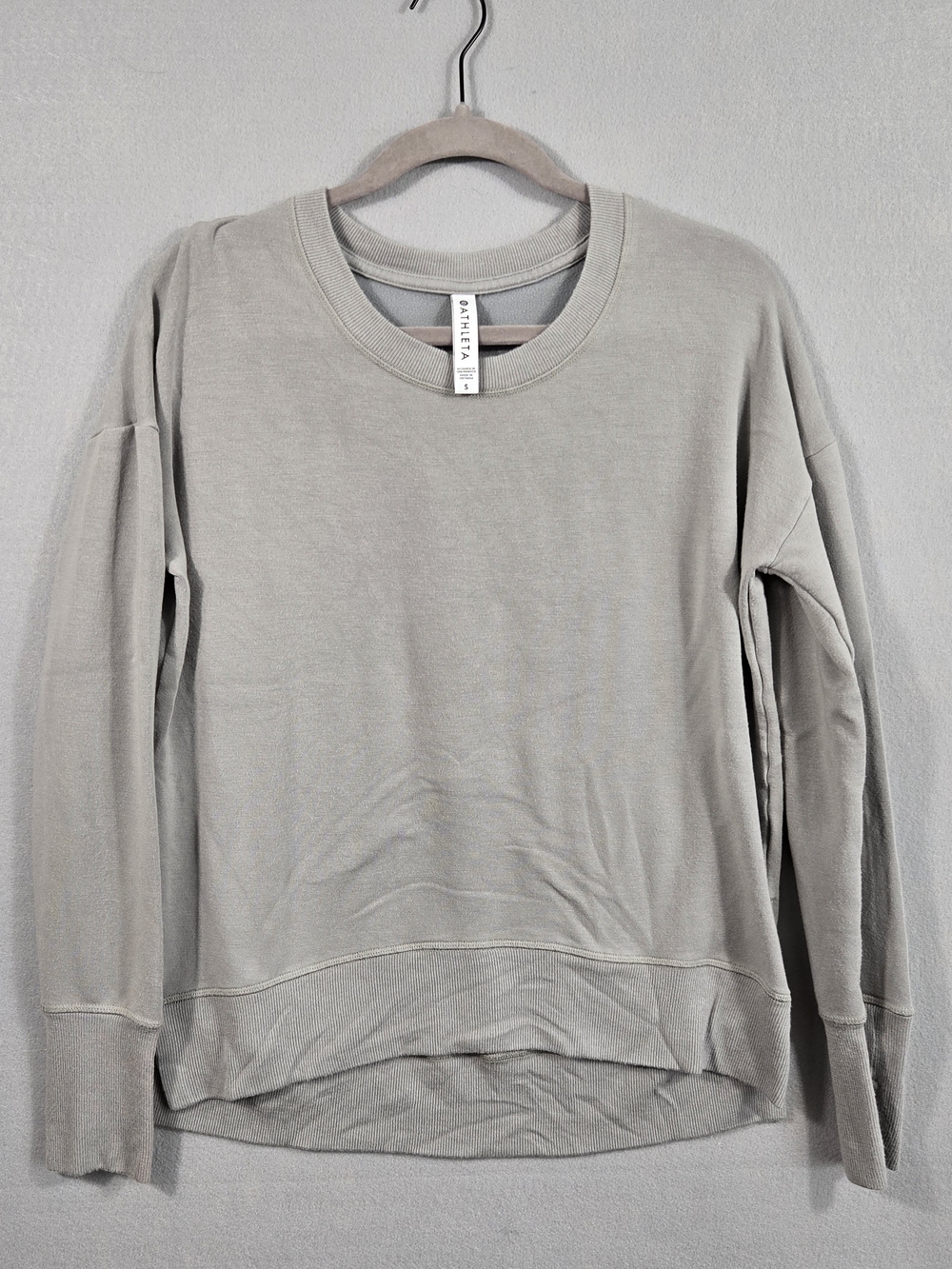 Athleta Cozy Karma Sweatshirt Light Sage Green Fleece Pullover S